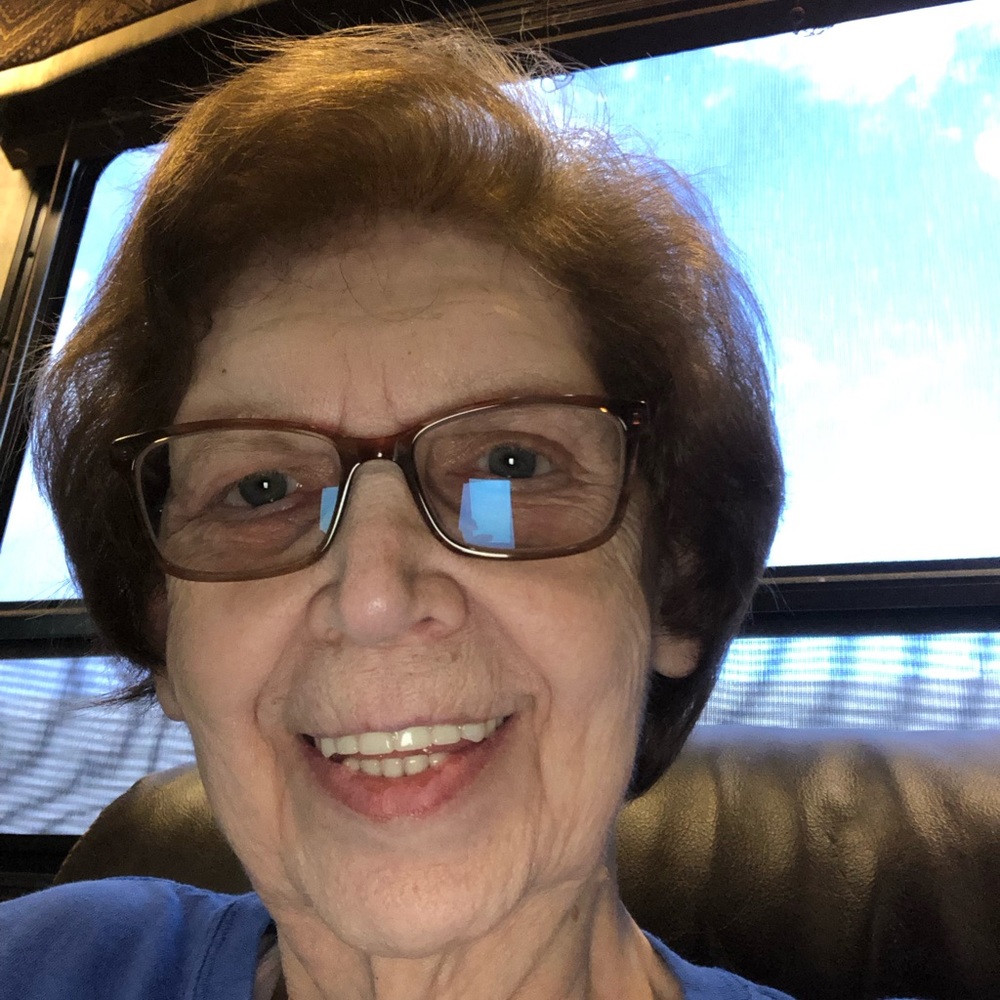 Meet your Posher, Carole